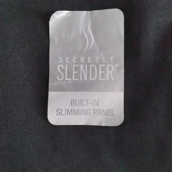 St.John's Bay | black secretly slender mid rise capri - Picture 5 of 7